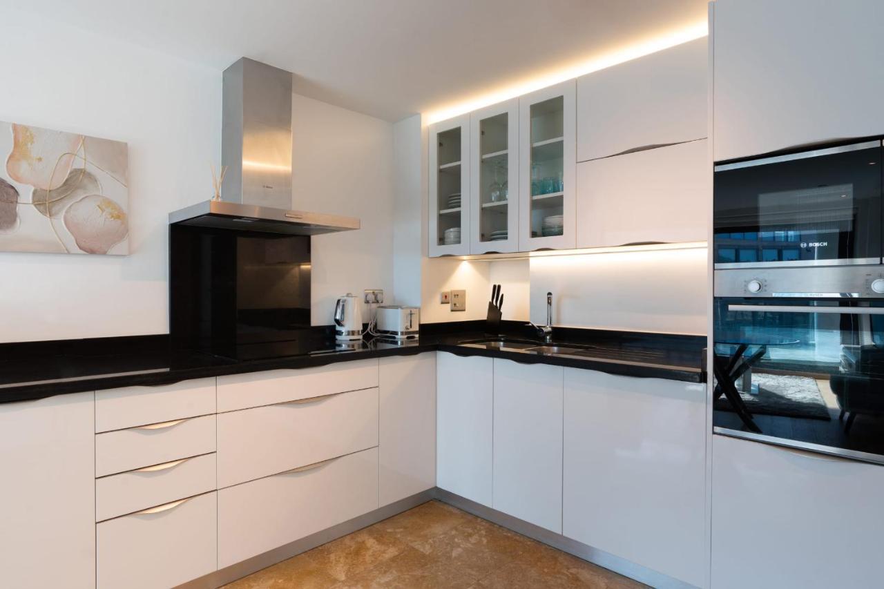 Seaside Serenity Oasis - High Floor - Stunning Views Gibraltar Bagian luar foto