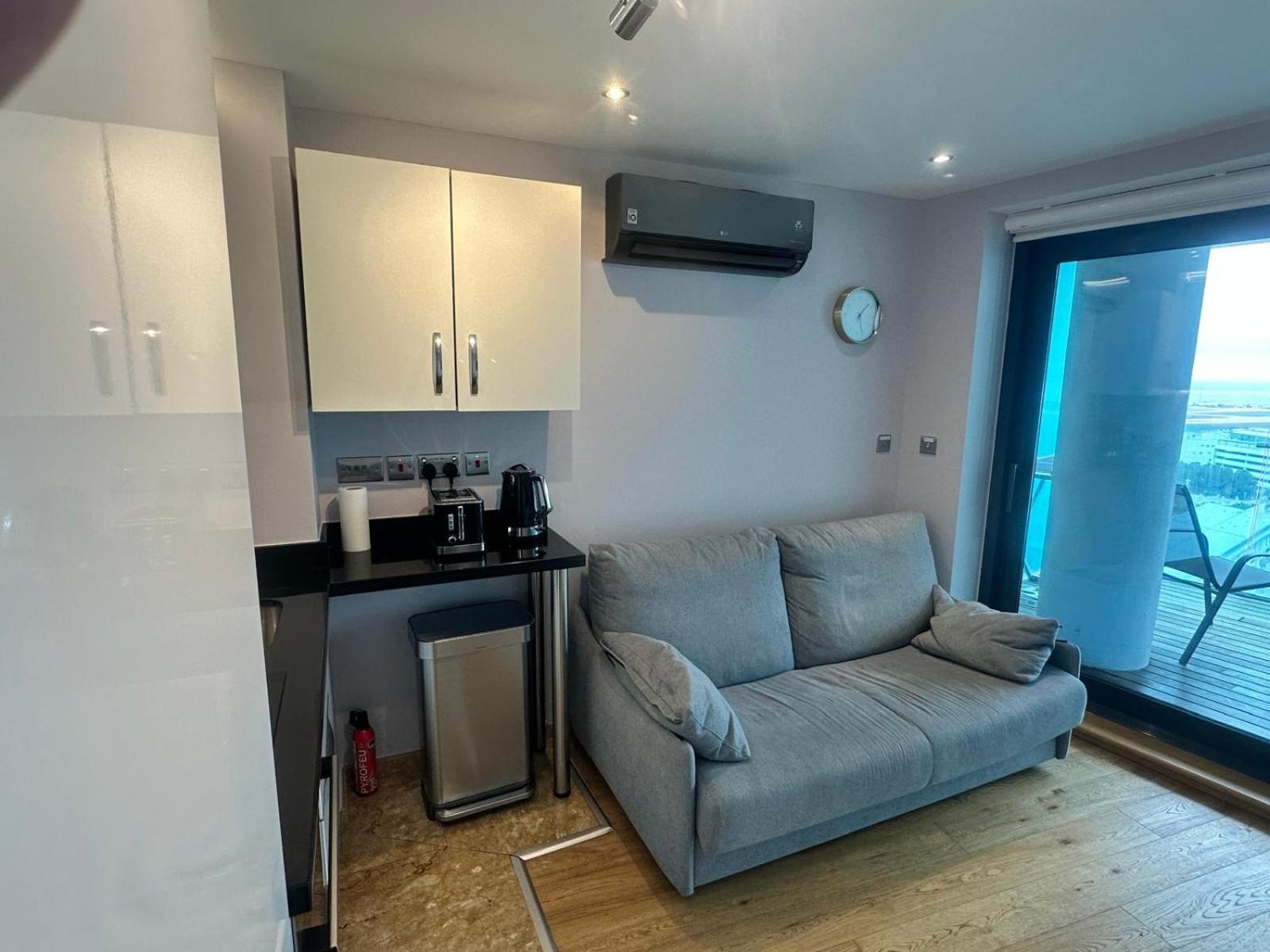 Seaside Serenity Oasis - High Floor - Stunning Views Gibraltar Bagian luar foto